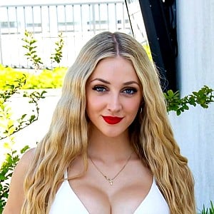 Avery Linhart