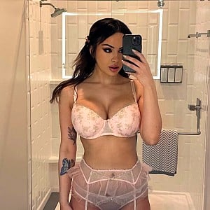 Aviana Violet