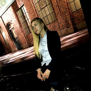Awesome Elina