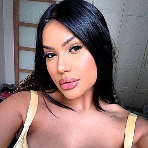 Ayarla Souza