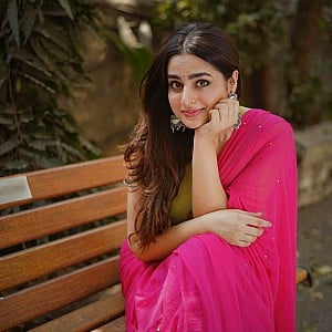 Ayesha Khan