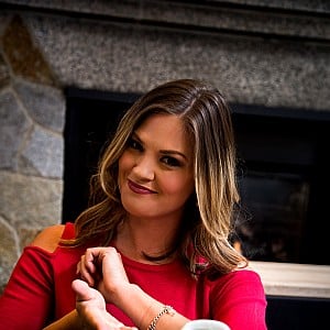 Ayla Brown