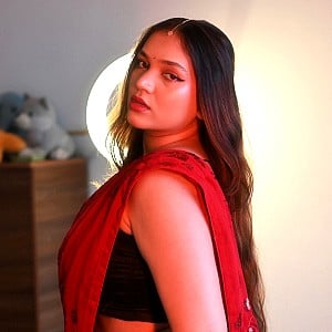 Ayushi Sharmaa