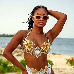 Aziza Major