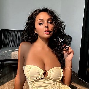 Babyfacedhoe