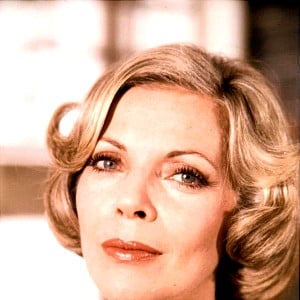 Barbara Bain
