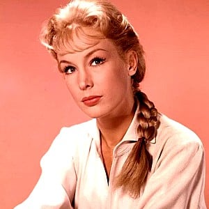 Barbara Eden