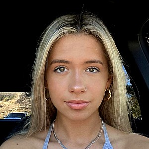 Baylee (Twitch)