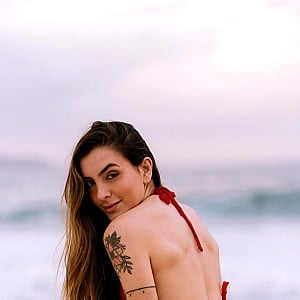 Beatriz Paes Leme
