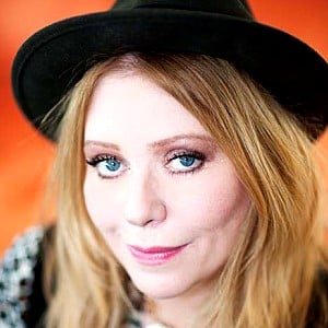 Bebe Buell