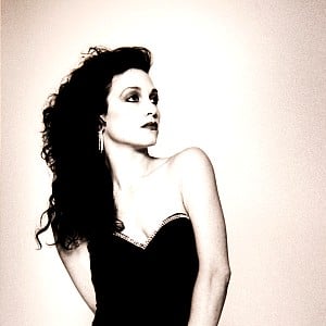 Bebe Neuwirth