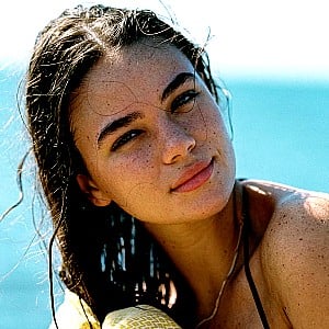 Bella Acklin