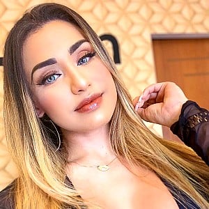 Bella Araujo