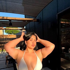 Bella Bae Bunda