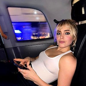 Bella MacLean