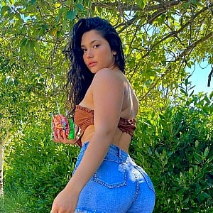 Bella Ramos