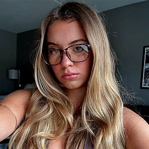 Bella Sidoruk