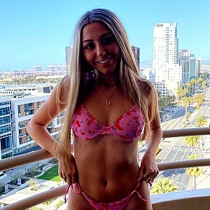 Bella Simone