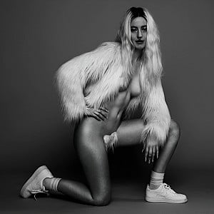 Beth Jeans Houghton