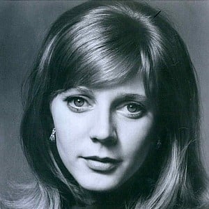 Blythe Danner