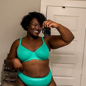 Bobbi Symone