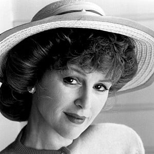 Bonnie Bedelia