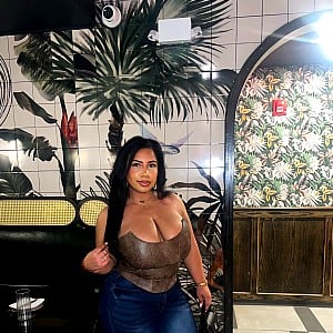 Bri Ballesteros