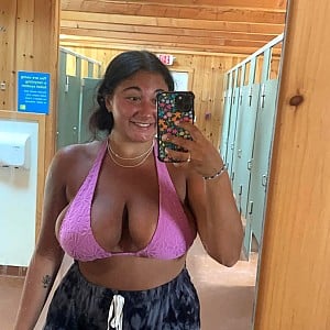 Bri Snow