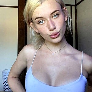 Britni Kitten