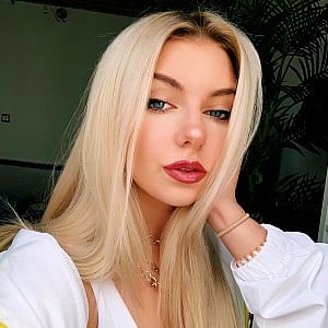 Brooke Barry
