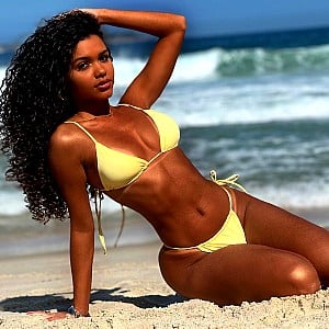 Bruna Coimbra