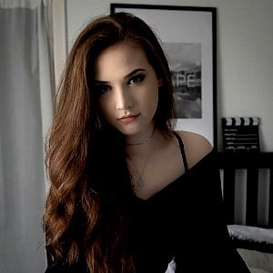 Caitlin Scott