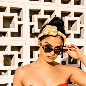Camila Mendes