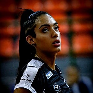 Camila Mesquita
