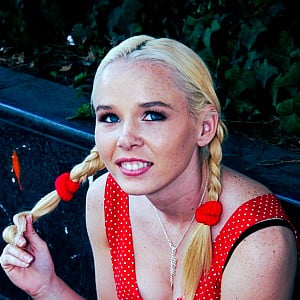 Candi Summers