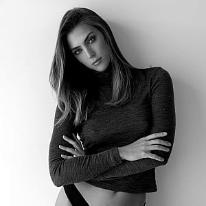 Cara Ellis