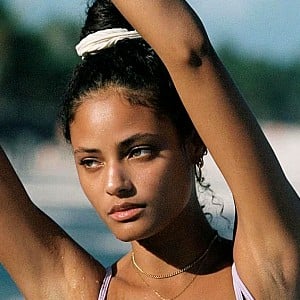 Caris Shelton