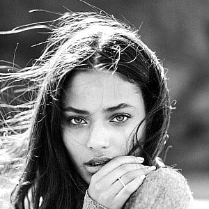 Caris Shelton