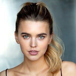 Carla Woodcock