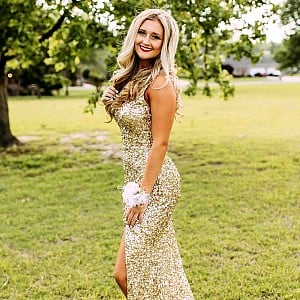 Carli DeHardt