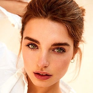 Carlota Dura