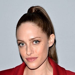 Carly Chaikin