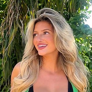 Carly Hart