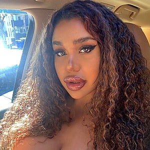 Carmela Habibi