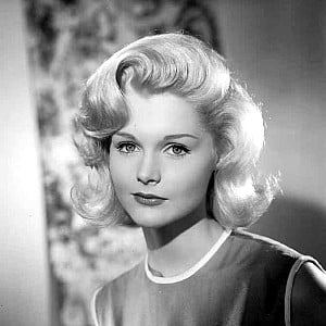Carol Lynley
