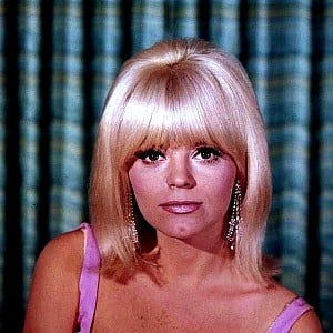 Carol Wayne (Actress)