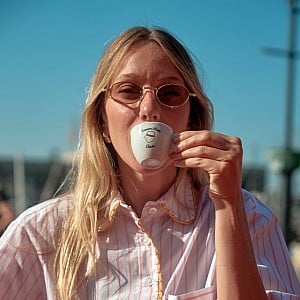 Caroline Abras