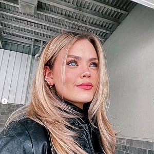 Caroline Carter (Model)