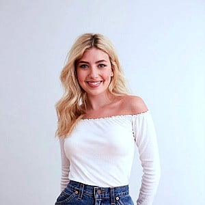 Caroline Earle