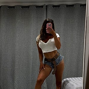 Caroline Einhoff